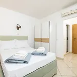 Pokrivenik 10427a Apartament Zastražišće
