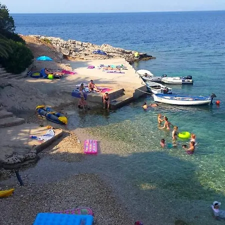 Pokrivenik 10427a * Zastražišće